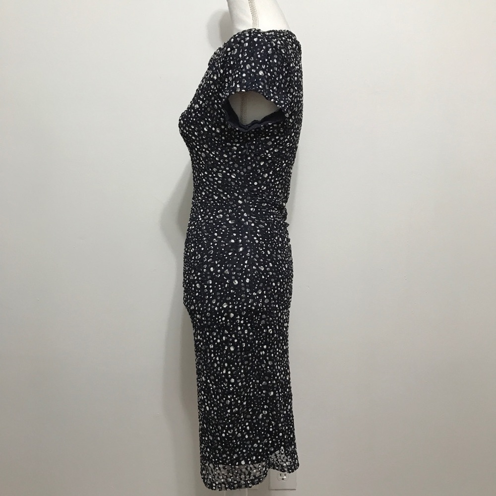 Reiss Amadeus Dress in Navy & White Print - Picture 2 of 9